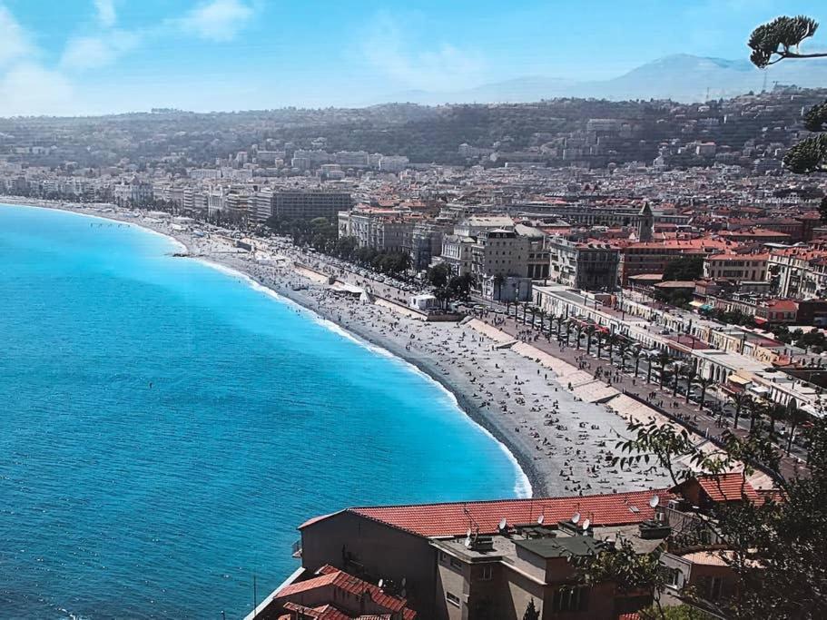 Super Loft With Terrasse In The Heart Of Nizza